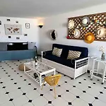 Coral By * אלבופיירה