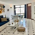 Coral By Apartment
